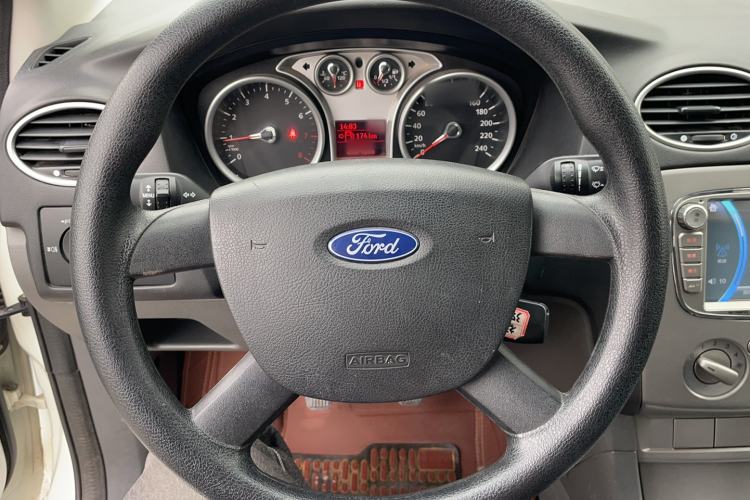 Used Ford Focus 2013 Hatchback Classic 1.8L Manual Base Model Steering Wheel