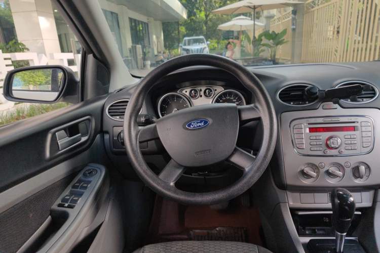 Used Ford Focus 2013 Hatchback Classic 1.8L Automatic Millionth Anniversary Edition Steering Wheel