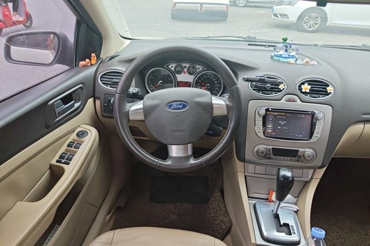 Used Ford Focus 2013 Hatchback Classic 1.8L Automatic Fashion Edition Steering Wheel