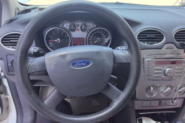 Used Ford Focus 2013 Hatchback Classic 1.8L Manual Base Model Steering Wheel