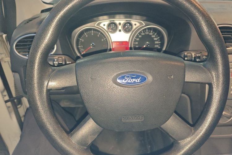 Used Ford Focus 2013 Hatchback Classic 1.8L Manual Base Model Steering Wheel