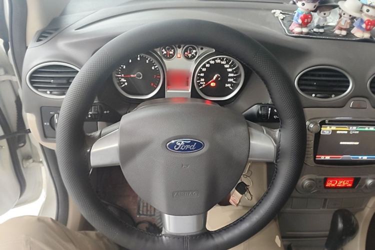 Used Ford Focus 2013 Hatchback Classic 1.8L Automatic Fashion Edition Steering Wheel