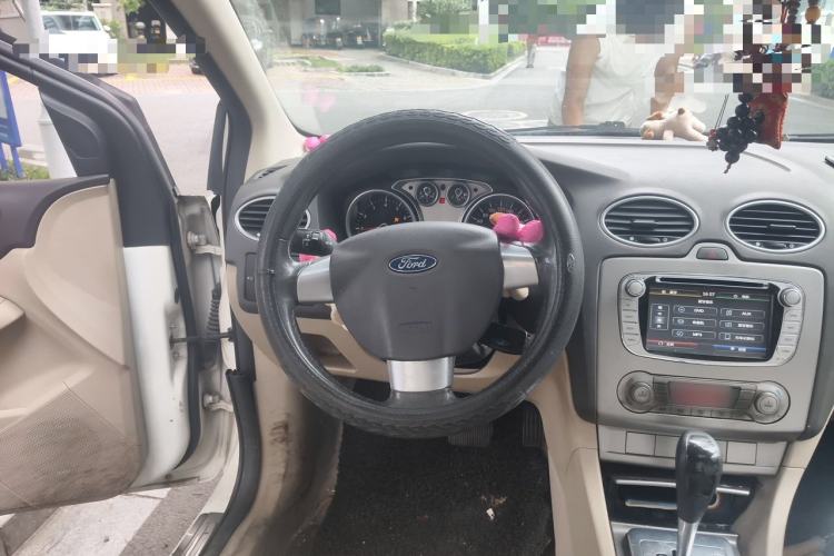 Used Ford Focus 2013 Hatchback Classic 1.8L Automatic Fashion Edition Steering Wheel