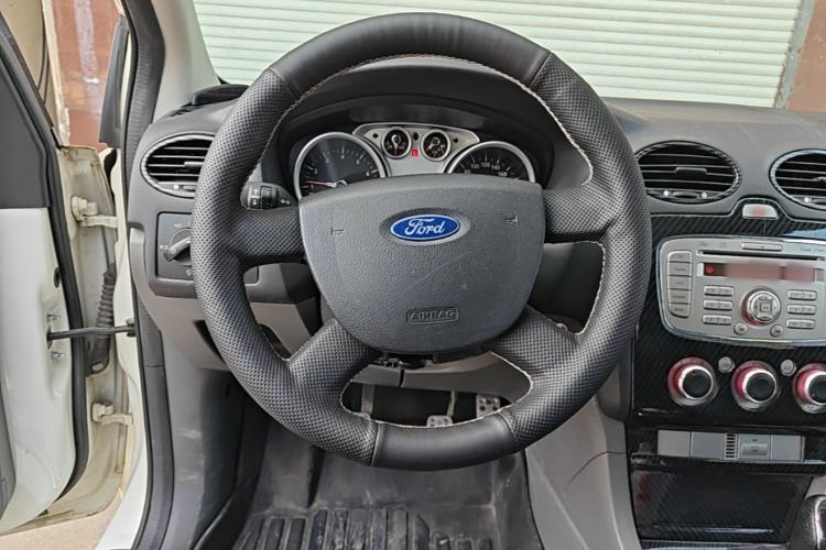 Used Ford Focus 2013 Hatchback Classic 1.8L Manual Base Model Steering Wheel