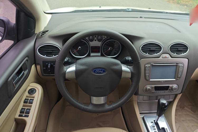 Used Ford Focus 2013 Hatchback Classic 1.8L Automatic Fashion Edition Steering Wheel