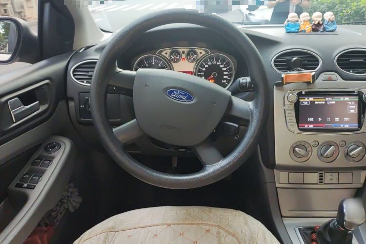 Used Ford Focus 2013 Hatchback Classic 1.8L Manual Base Model Steering Wheel
