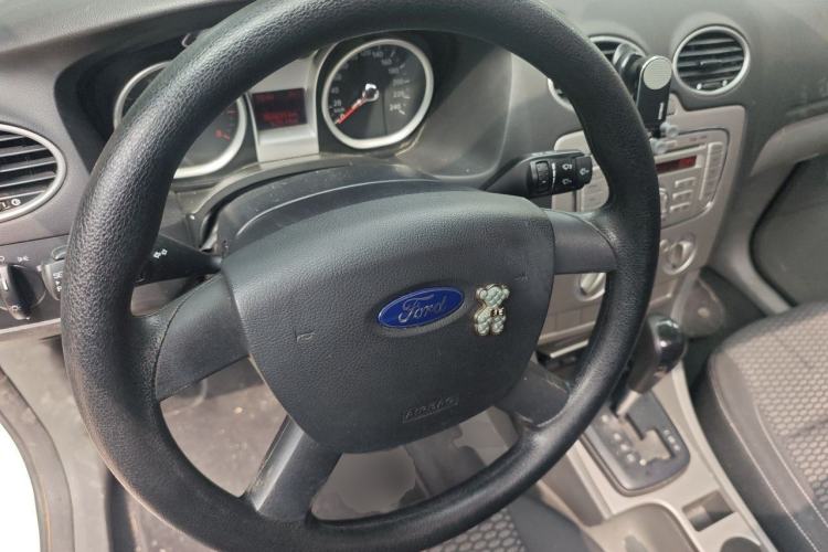 Used Ford Focus 2013 Hatchback Classic 1.8L Automatic Millionth Anniversary Edition Steering Wheel