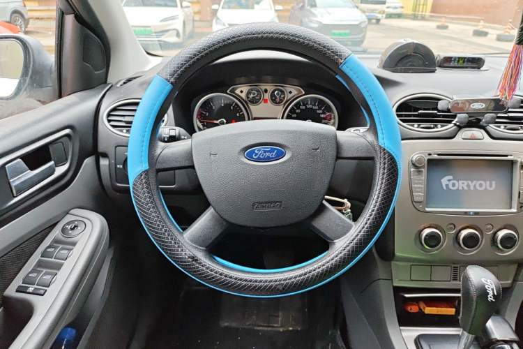 Used Ford Focus 2013 Hatchback Classic 1.8L Automatic Base Model Steering Wheel