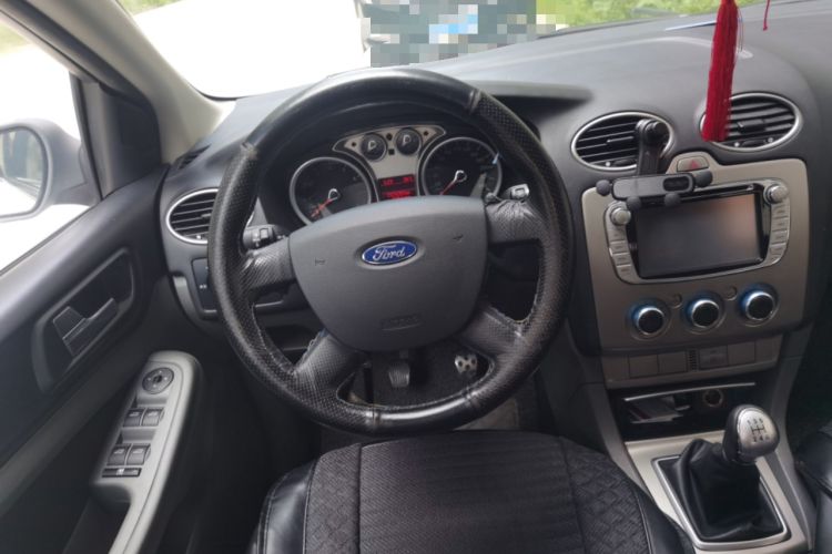 Used Ford Focus 2013 Hatchback Classic 1.8L Manual Base Model Steering Wheel