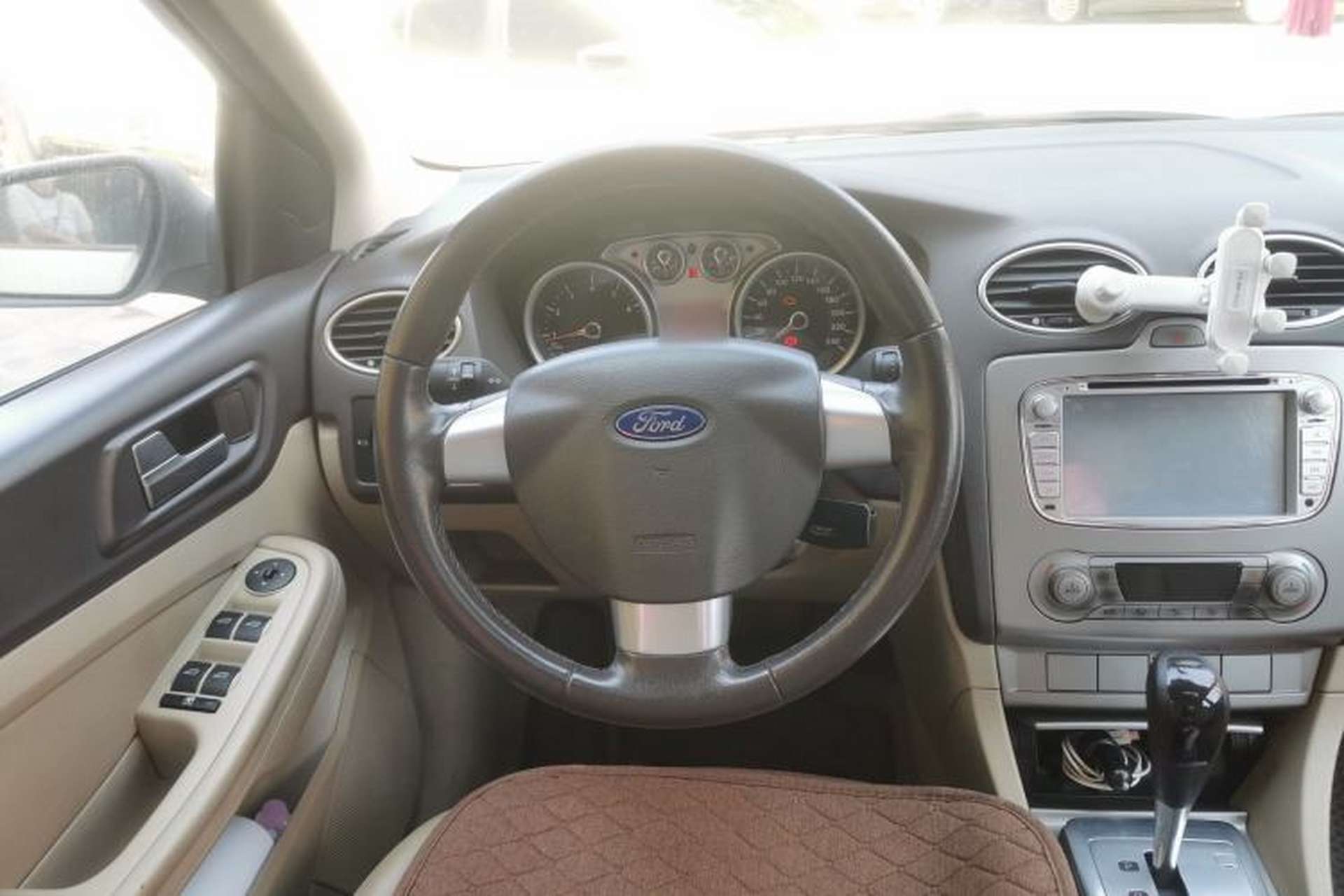 Used Ford Focus 2013 Sedan Classic 1.8L Automatic Fashion Edition Steering Wheel