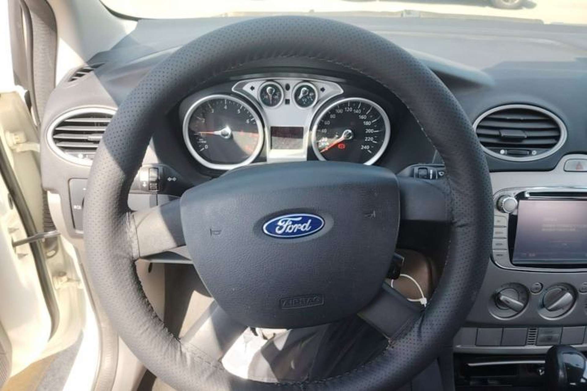 Used Ford Focus 2013 Hatchback Classic 1.8L Automatic Base Model Steering Wheel