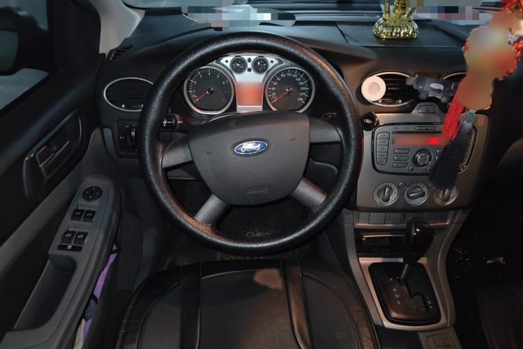 Used Ford Focus 2013 Hatchback Classic 1.8L Automatic Base Model Steering Wheel