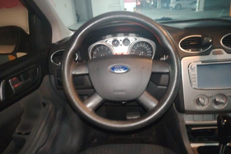Used Ford Focus 2013 Hatchback Classic 1.8L Automatic Base Model Steering Wheel