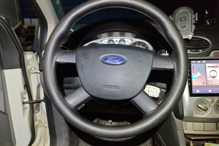 Used Ford Focus 2013 Hatchback Classic 1.8L Manual Base Model Steering Wheel