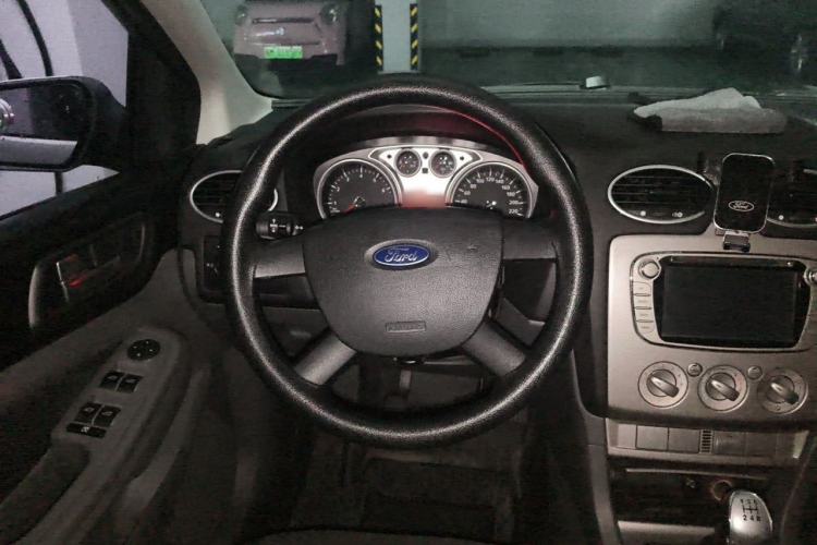 Used Ford Focus 2013 Hatchback Classic 1.8L Manual Base Model Steering Wheel