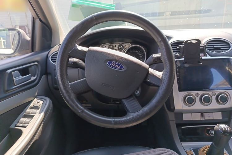 Used Ford Focus 2013 Hatchback Classic 1.8L Manual Base Model Steering Wheel