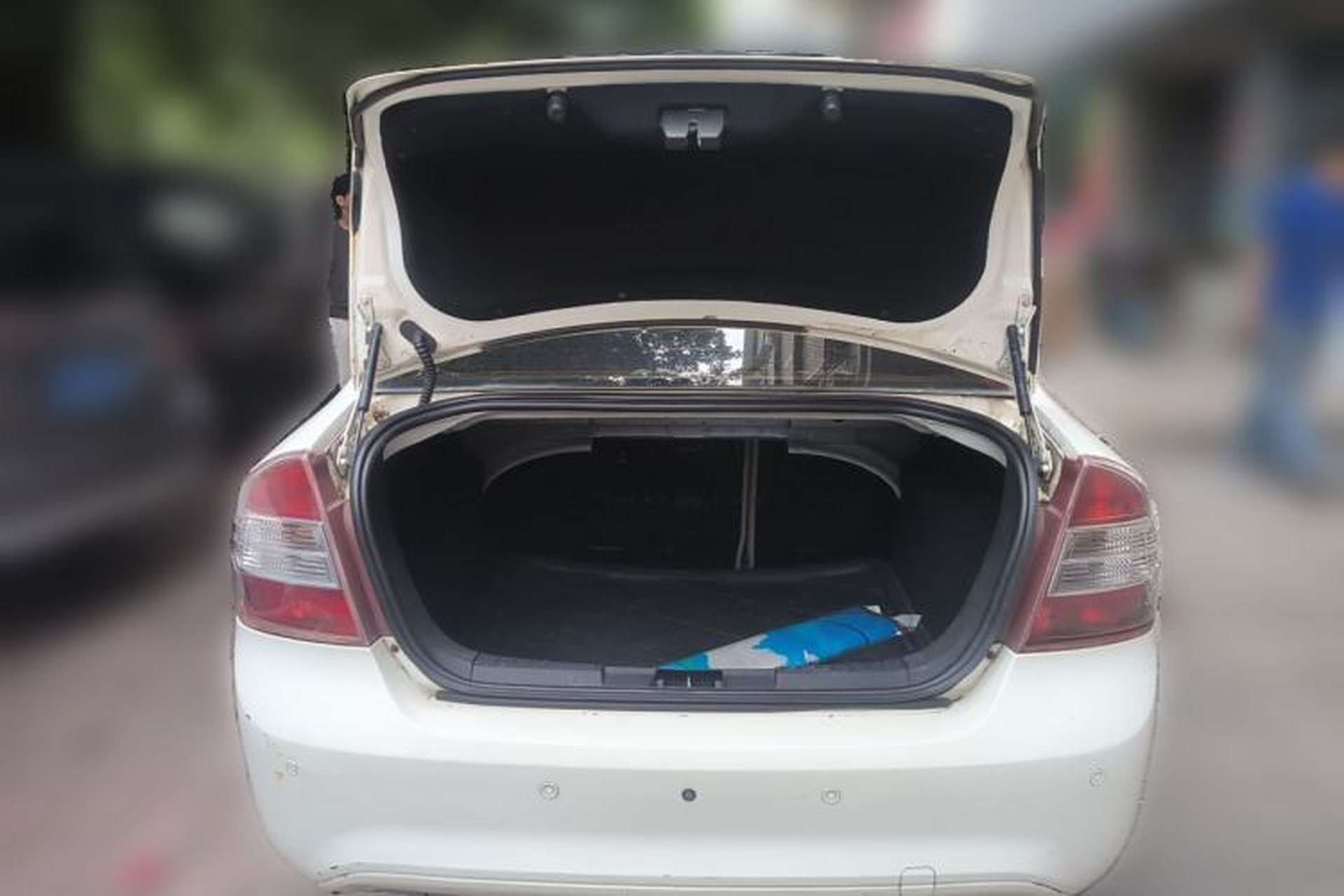 Used Ford Focus 2013 Sedan Classic 1.8L Automatic Base Model Trunk