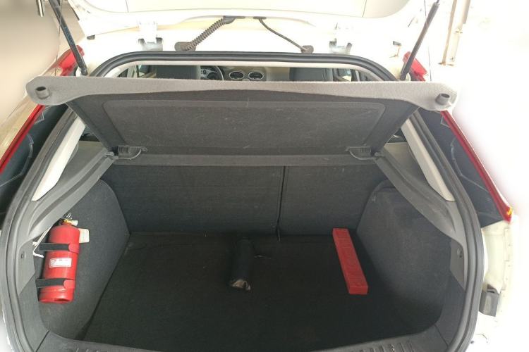 Used Ford Focus 2013 Hatchback Classic 1.8L Automatic Base Model Trunk