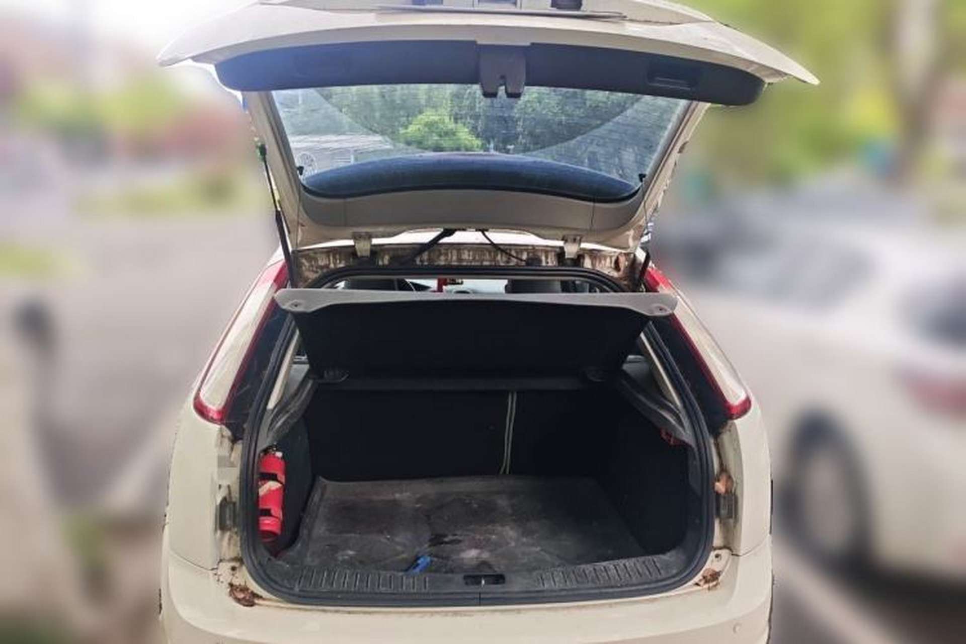 Used Ford Focus 2013 Hatchback Classic 1.8L Manual Base Model Trunk