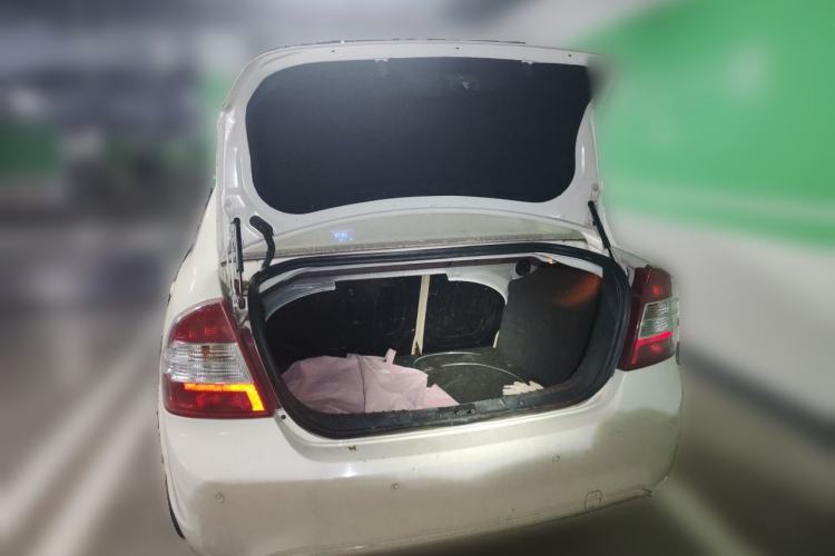 Used Ford Focus 2013 Sedan Classic 1.8L Manual Base Model Trunk