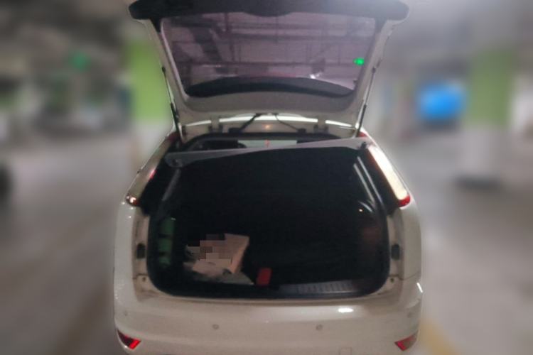 Used Ford Focus 2013 Hatchback Classic 1.8L Automatic Base Model Trunk