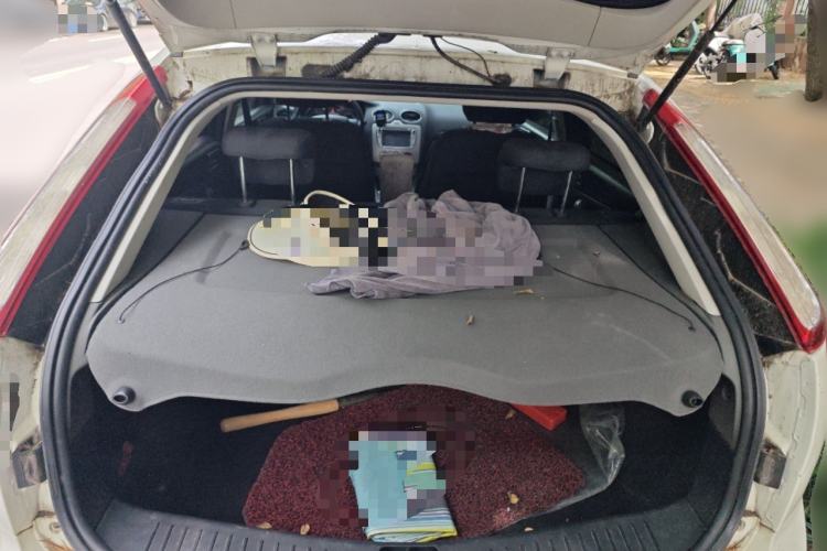 Used Ford Focus 2013 Hatchback Classic 1.8L Manual Base Model Trunk