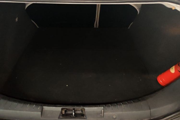 Used Ford Focus 2013 Sedan Classic 1.8L Automatic Fashion Edition Trunk