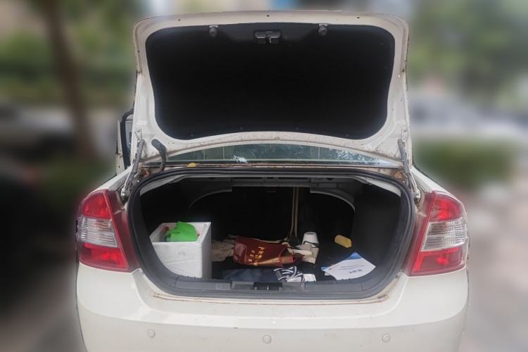 Used Ford Focus 2013 Sedan Classic 1.8L Automatic Fashion Edition Trunk