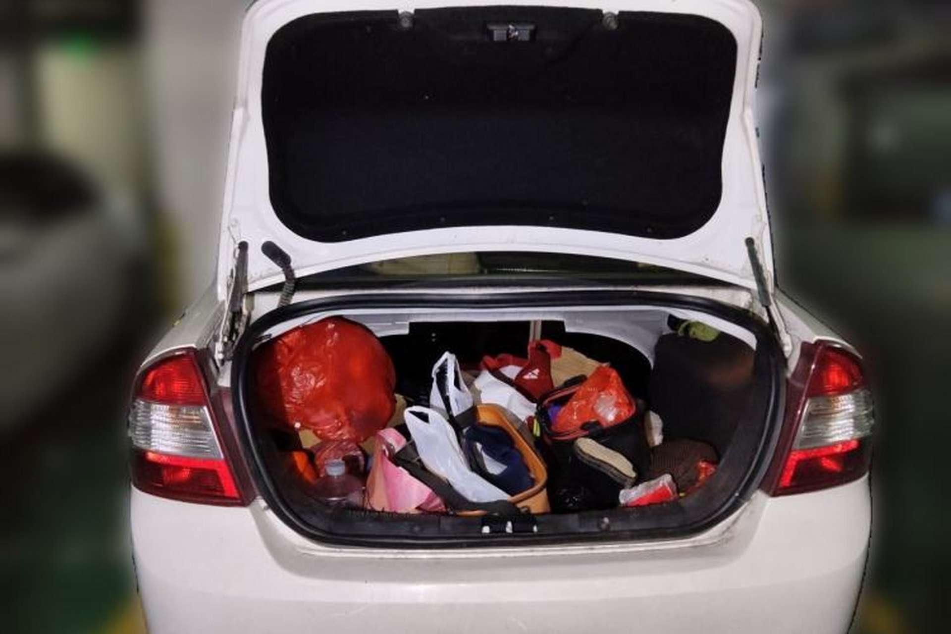 Used Ford Focus 2013 Sedan Classic 1.8L Manual Base Model Trunk