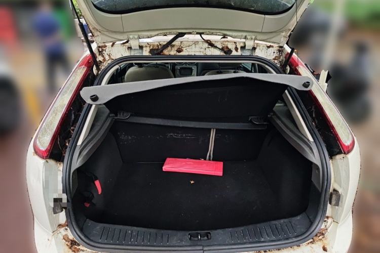 Used Ford Focus 2013 Hatchback Classic 1.8L Automatic Base Model Trunk