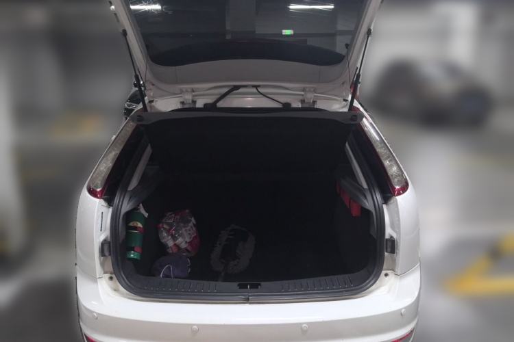 Used Ford Focus 2013 Hatchback Classic 1.8L Automatic Base Model Trunk