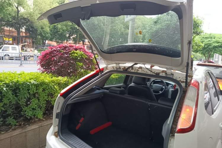 Used Ford Focus 2013 Hatchback Classic 1.8L Automatic Base Model Trunk