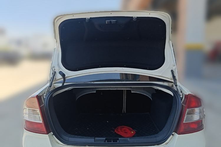 Used Ford Focus 2013 Sedan Classic 1.8L Manual Fashion Edition Trunk