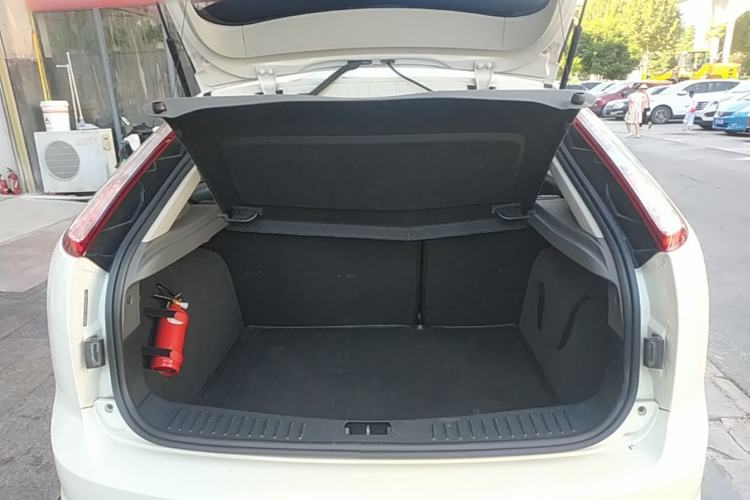 Used Ford Focus 2013 Hatchback Classic 1.8L Automatic Base Model Trunk