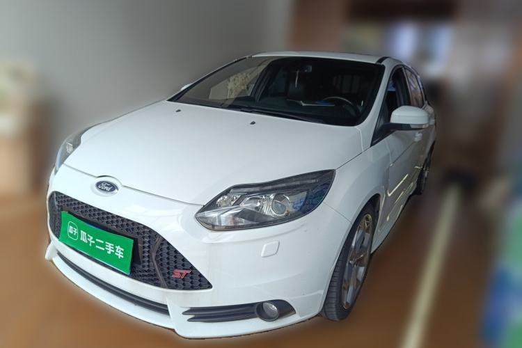 Ford Focus 2013 2.0T ST Standard Edition usata Guazi used car, China used car export, Used car for sale, Used  cars, Cheapest cars for sale