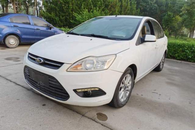 Used Ford Focus 2013 Sedan Classic 1.8L Automatic Base Model