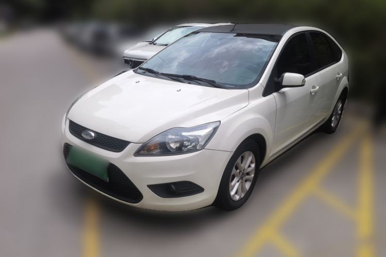 Used Ford Focus 2013 Hatchback Classic 1.8L Manual Base Model Guazi used car, China used car export, Used car for sale, Used cars, Cheapest cars for sale