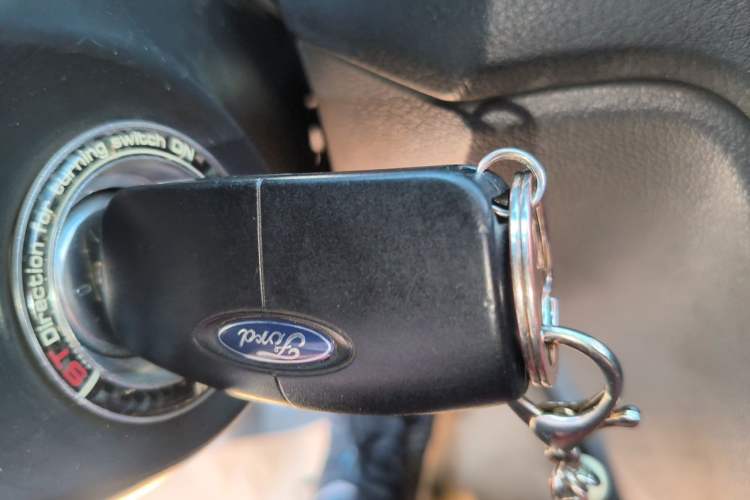 Used Ford Focus 2013 Hatchback Classic 1.8L Automatic Base Model Vehicle Key