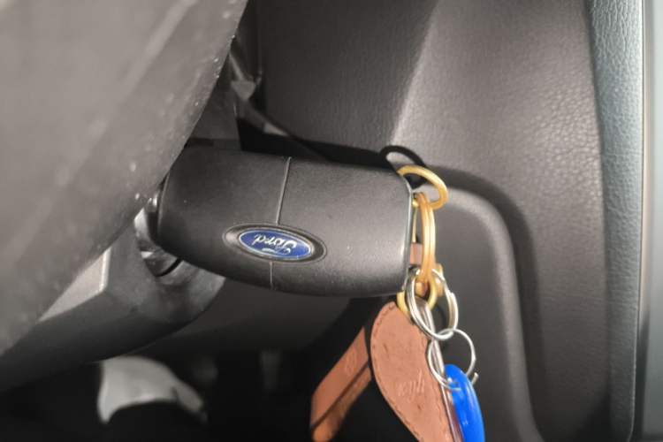 Used Ford Focus 2013 Hatchback Classic 1.8L Automatic Base Model Vehicle Key