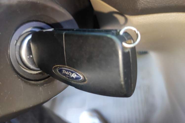 Used Ford Focus 2013 Sedan Classic 1.8L Automatic Base Model Vehicle Key