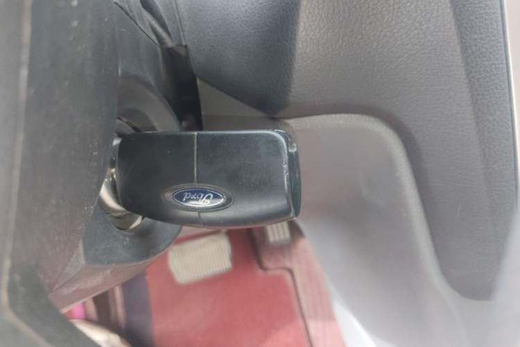 Used Ford Focus 2013 Hatchback Classic 1.8L Automatic Base Model Vehicle Key