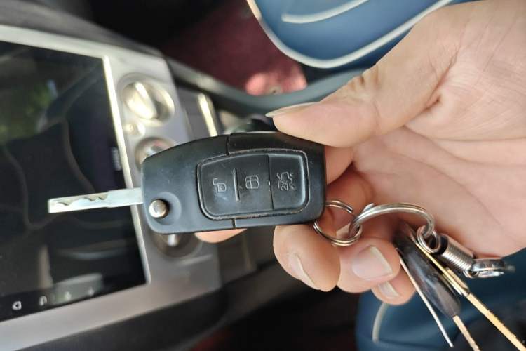 Used Ford Focus 2013 Hatchback Classic 1.8L Automatic Base Model Vehicle Key