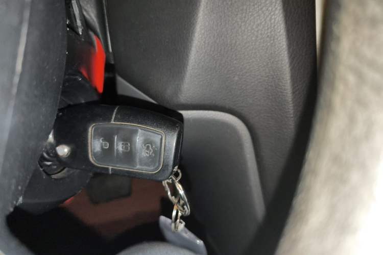 Used Ford Focus 2013 Hatchback Classic 1.8L Automatic Base Model Vehicle Key