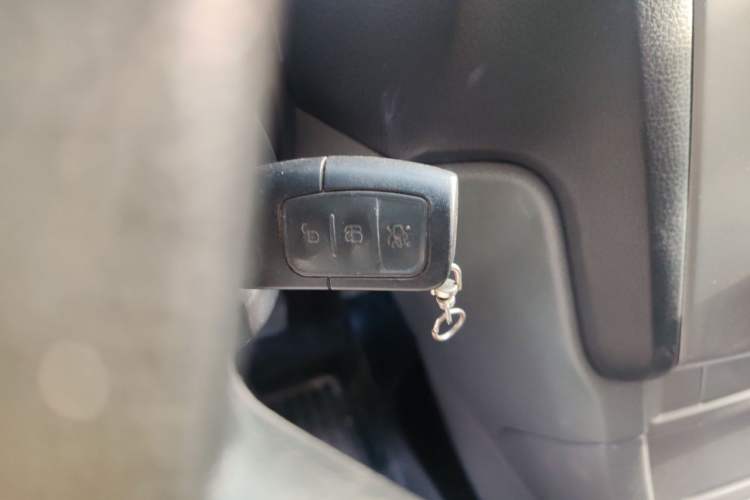 Used Ford Focus 2013 Hatchback Classic 1.8L Automatic Base Model Vehicle Key