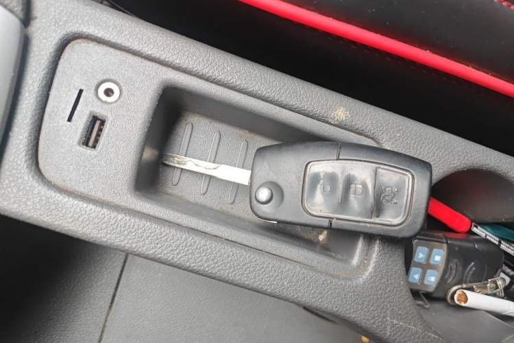 Used Ford Focus 2013 Hatchback Classic 1.8L Automatic Base Model Vehicle Key