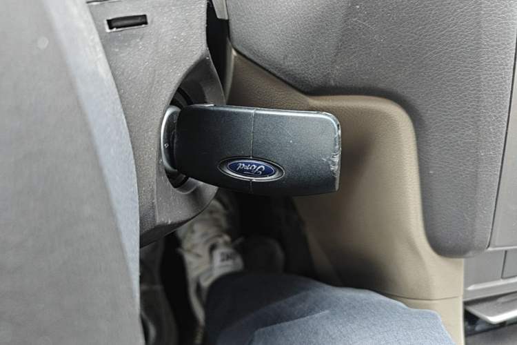Used Ford Focus 2013 Sedan Classic 1.8L Manual Base Model Vehicle Key