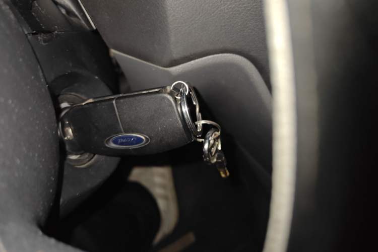 Used Ford Focus 2013 Hatchback Classic 1.8L Automatic Base Model Vehicle Key