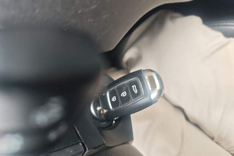 Used Ford Focus 2013 Hatchback Classic 1.8L Manual Millionth Anniversary Edition Vehicle Key