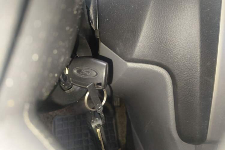 Used Ford Focus 2013 Hatchback Classic 1.8L Automatic Base Model Vehicle Key