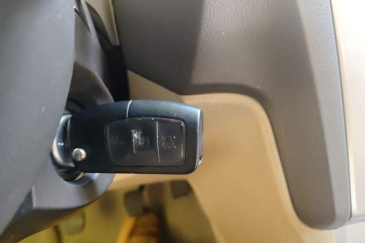 Used Ford Focus 2013 Sedan Classic 1.8L Manual Base Model Vehicle Key